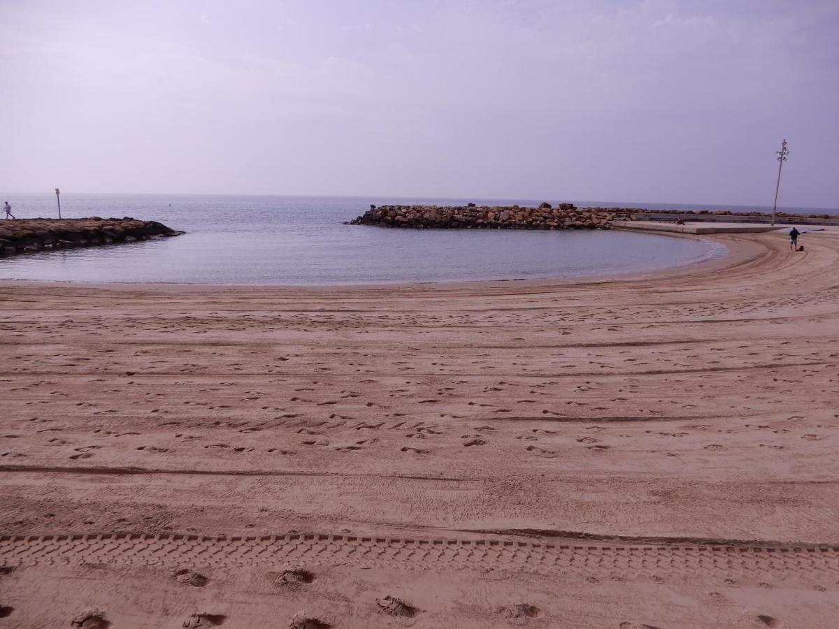 Edificio 1º Linea De Playa, En Paseo Maritimo De Torrevieja, Alicante, Costa Blanca Экстерьер фото